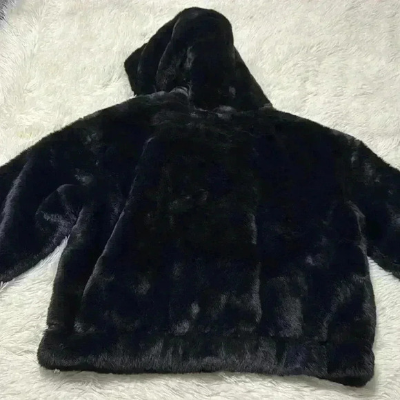 UGG MANDY FAUX FUR HOODIE Il - Picture 6 of 6